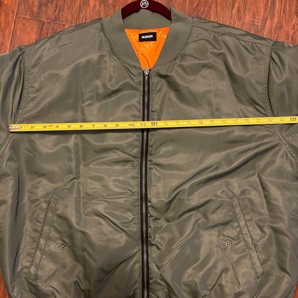 NWT Hudson Puff Utility Jacket Green with Orange Interior XL - Picture 10 of 11